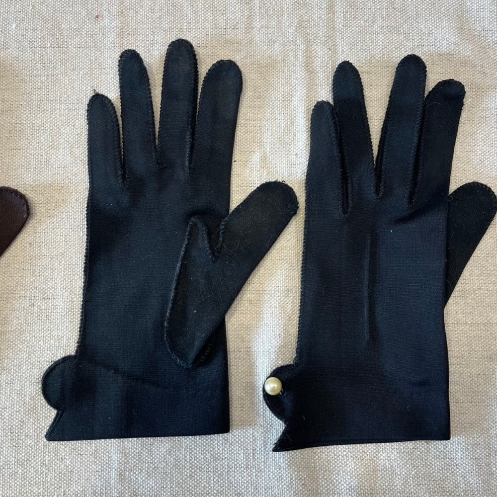 Vintage Women Nylon Dress Gloves Bundle Brown Scalloped Black Pearl Button 7.5 - Picture 3 of 8